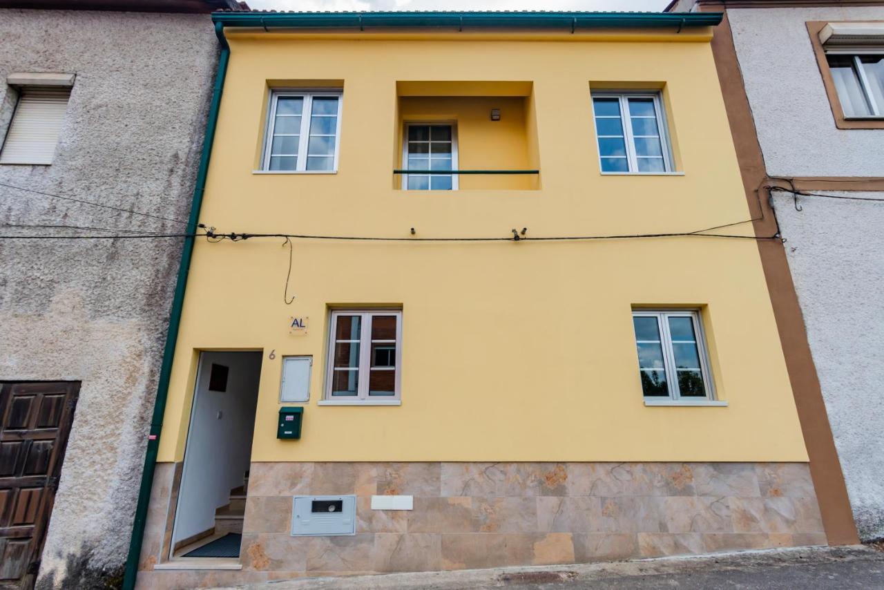 Mirasol - Casa Com Patio No Centro De Anadia Διαμέρισμα Εξωτερικό φωτογραφία